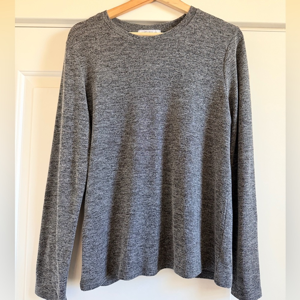Laslulu Heather Gray Long Sleeve Top